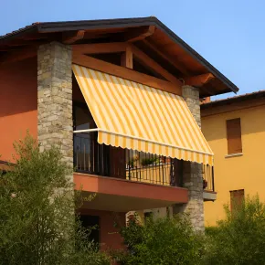Tenda da Sole a Caduta 300x250 Riga Giallo Bianco Bracci Senza Cassone 2