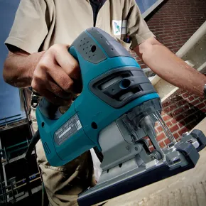 Seghetto Alternativo Makita 580W Inclinabile Taglio 135 mm Valigetta 2